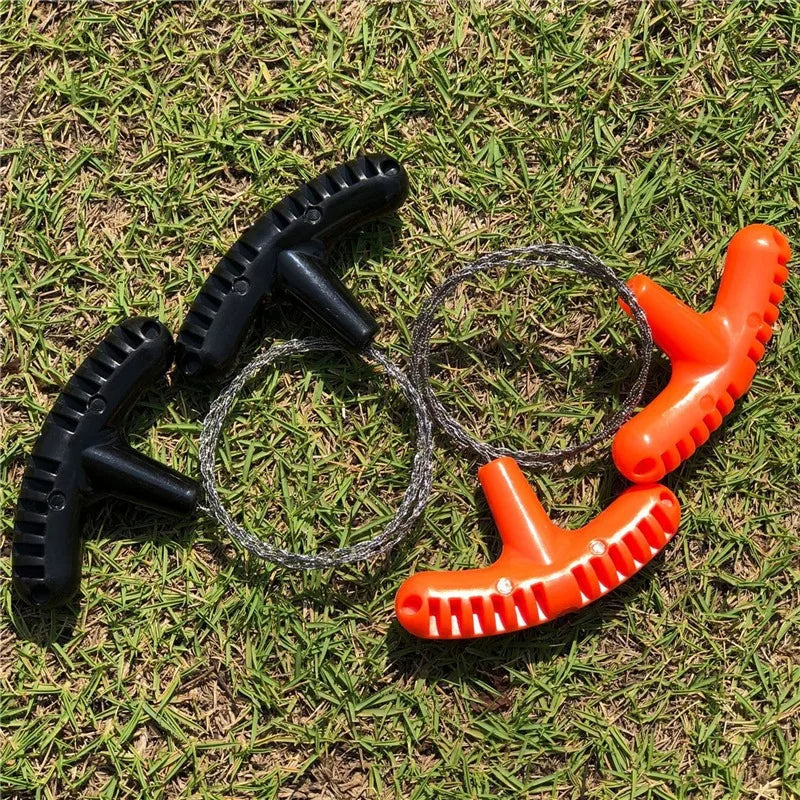 Portable stainless steel wire saw with finger grip