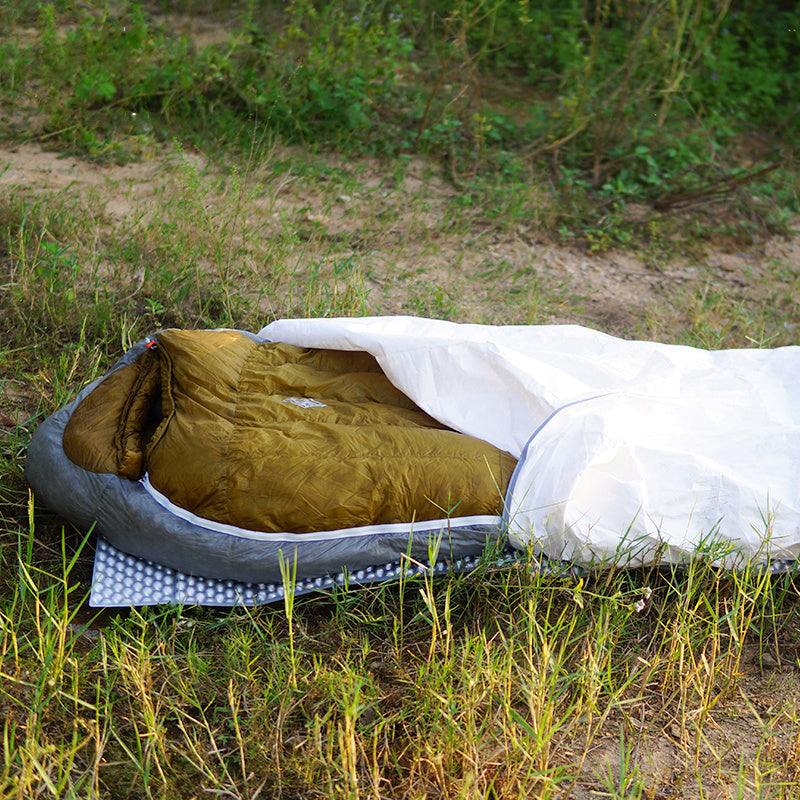 DuPont TYVEK Ultralight Camping Sleeping Bag - Breathable and Moisture Resistant