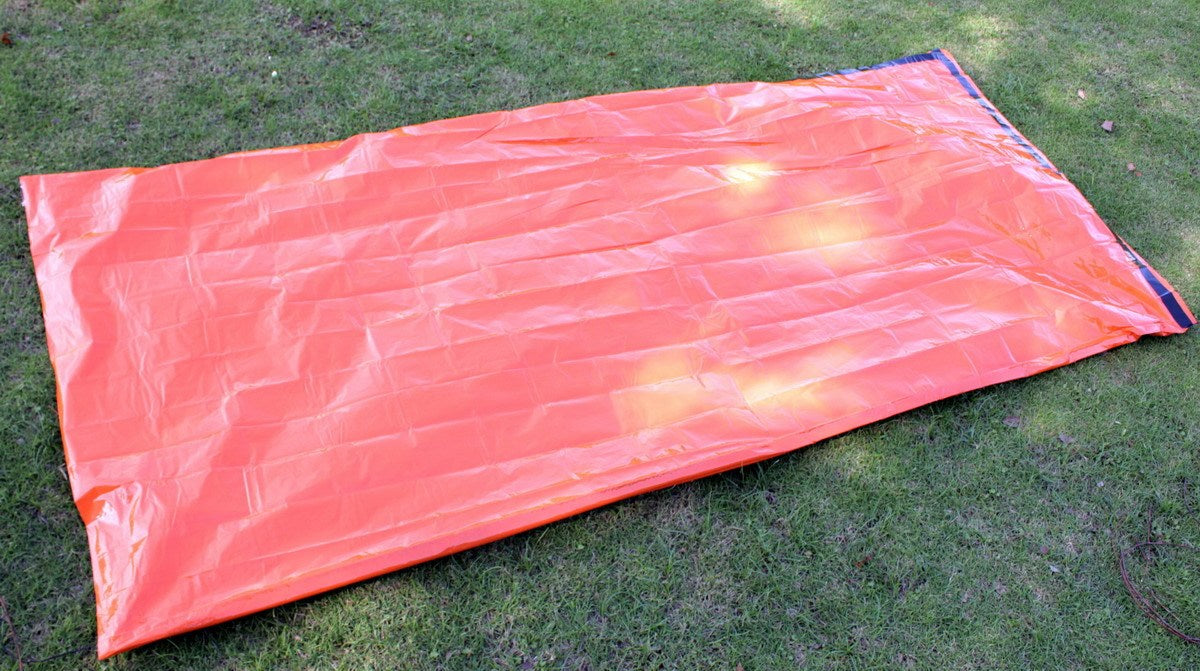 Emergency Aluminum Sleeping Bag - 200g Thermal Insulation Survival Kit