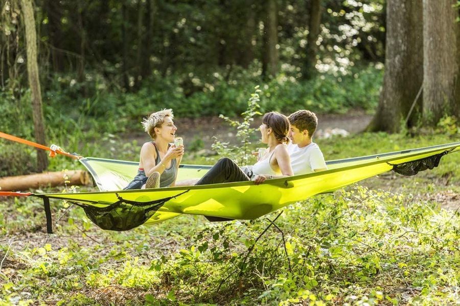 3-Point Triangular Multi-Person Hammock Innovative Design