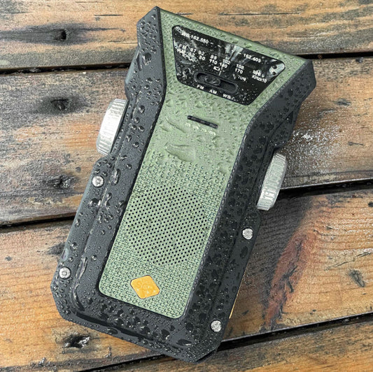 Radio d'Urgence Solaire et Dynamo (Manivelle)