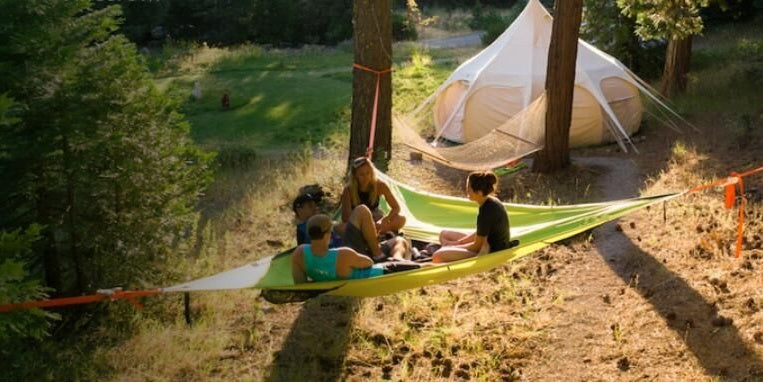 3-Point Triangular Multi-Person Hammock Innovative Design